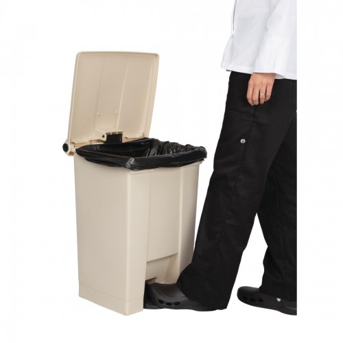 Rubbermaid K808 Beige Pedal Bin