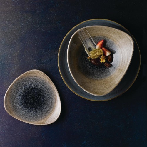 Churchill Stonecast Aqueous Triangular Plates Blue 192mm