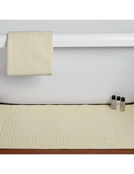 Mitre Essentials Nova Bath Mat Cream