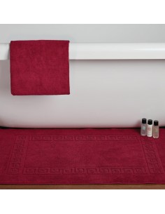 Mitre Essentials Nova Bath Mat Wine 2