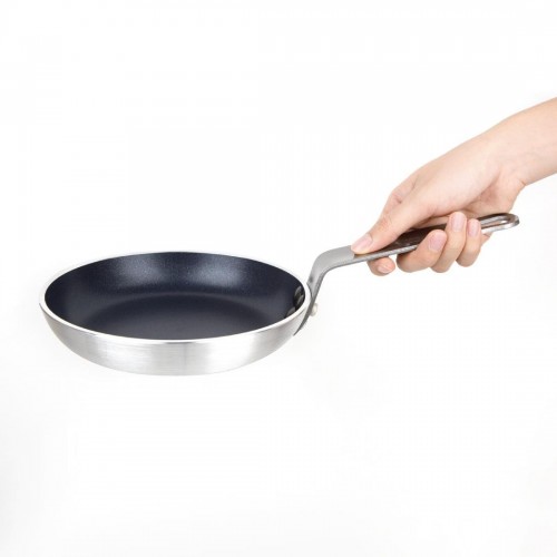 Vogue Non-Stick Aluminium Blinis Pan 150mm