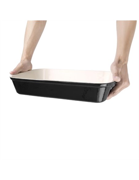 Vogue Black Cast Iron Roasting Dish