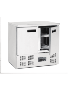 Polar U636 2 Door Compact Counter Fridge 240Ltr 2