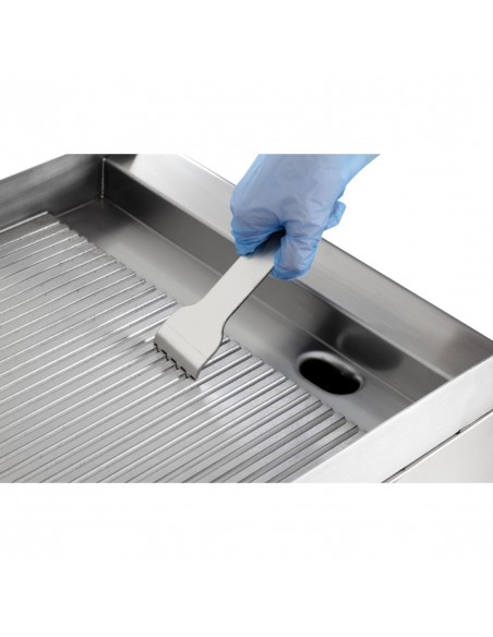 Buffalo 600 Series Ribbed Electric Griddle 400mm