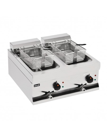 Lincat Silverlink 600 DF66 2 x 9 Ltr Twin Tank Electric Fryer With 2 Baskets