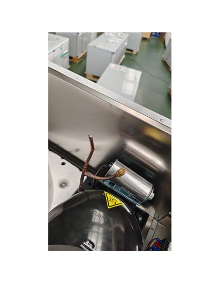 221002 - Upright Single Freezer - 620L (GN650BT)