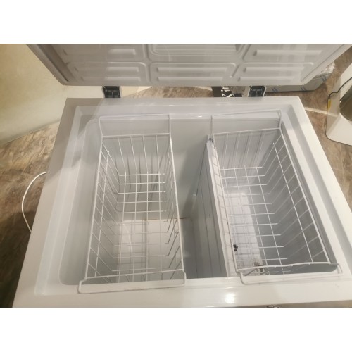 A GRADE - Tefcold GM200 Solid Lid... A GRADE - Tefcold GM200 Solid Lid...