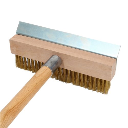 Pizza Oven Brush with Scraper Wood handle 100cm Brass Wire Bristles | Stalwart DA-WPB100C