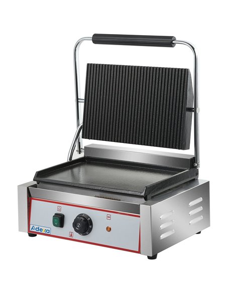 Heavy Duty Large Panini Contact grill Ribbed/Smooth 2.2kW | Stalwart DA-HEG811EA