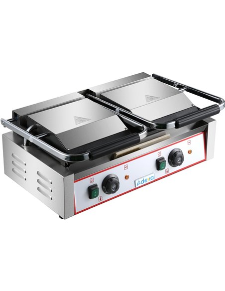 Heavy Duty Twin Panini Contact grill  Ribbed/Smooth 3.6kW Dual Zone | Stalwart DA-HEG813A
