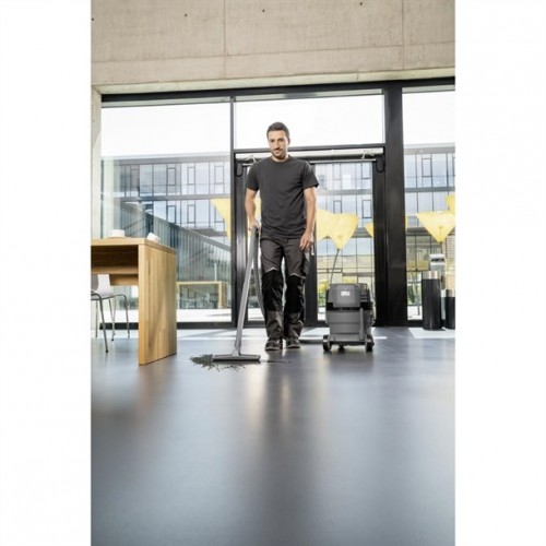 Karcher Battery Wet and Dry Vacuum NT...