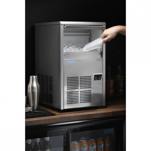 Polar U-Series Spray Ice Maker 21kg...
