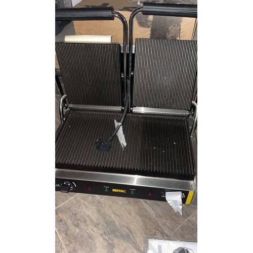 A GRADE Buffalo Bistro Double Ribbed...