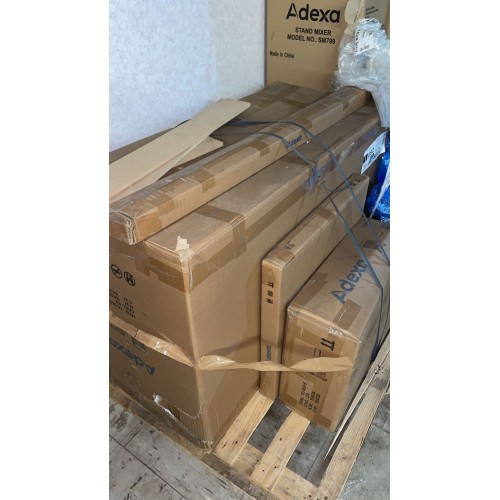 A GRADE Garage Workstation Set w...