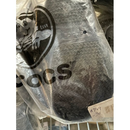 A GRADE Crocs Black Bistro Clogs 39