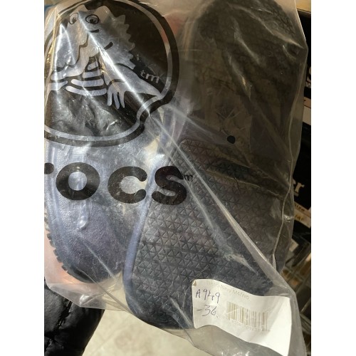 A GRADE Crocs Black Bistro Clogs 36