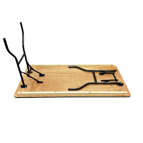 5ft Varnished Wooden Table