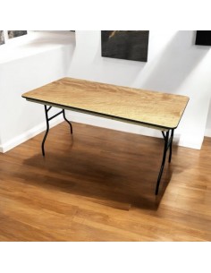 5ft Varnished Wooden Table