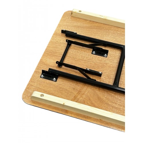 5ft Varnished Wooden Table