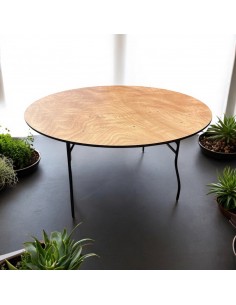 5′ 6” Round Varnished...