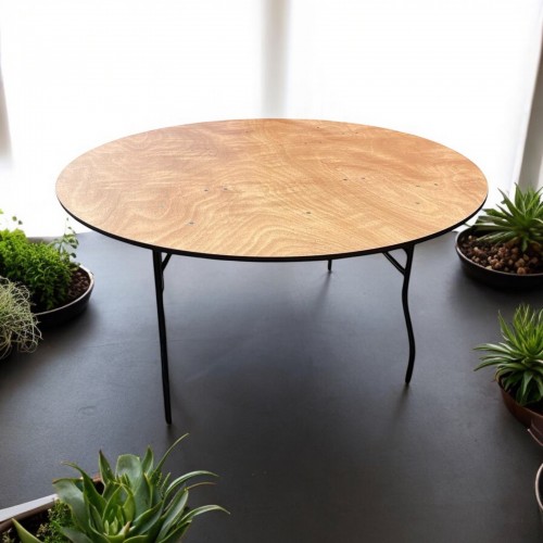 5′ 6” Round Varnished Banquet Table