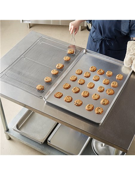 Commercial Stainless Steel Cooling Wire Rack for 66x46cm Baking Tray 600x400x15mm | Stalwart DA-CR6646