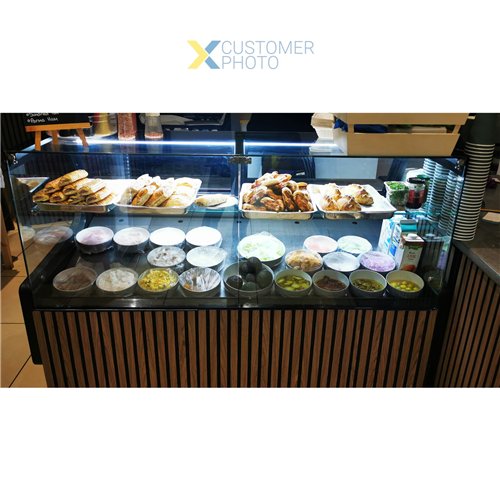 Serve over Deli counter Black front Straight glass front Width 1580mm | Stalwart DA-BLUEL106