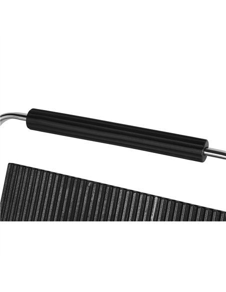 Commercial Extra Large Ribbed Contact Grill 2500W 430×310×200mm | Stalwart DA-CU608