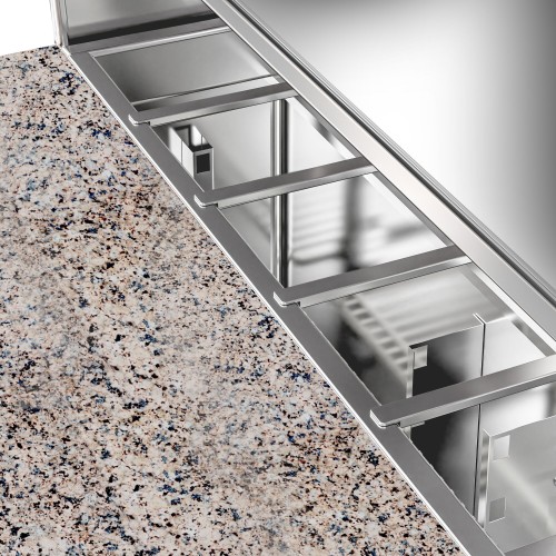 AGRADE-Pizza Prep Table 3 doors...