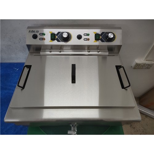 Commercial Electric Countertop Fryer 6kW Twin Tank | Stalwart DA-VEF301V