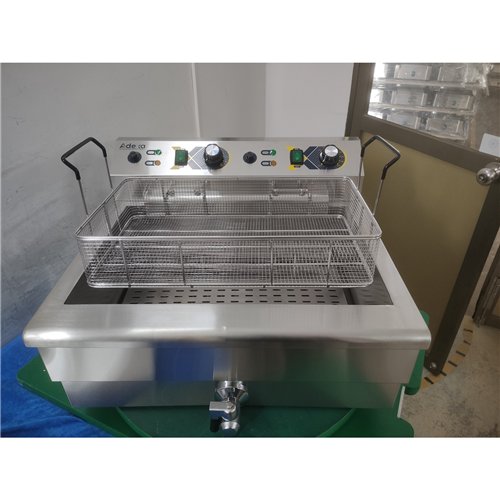 Commercial Electric Countertop Fryer 6kW Twin Tank | Stalwart DA-VEF301V